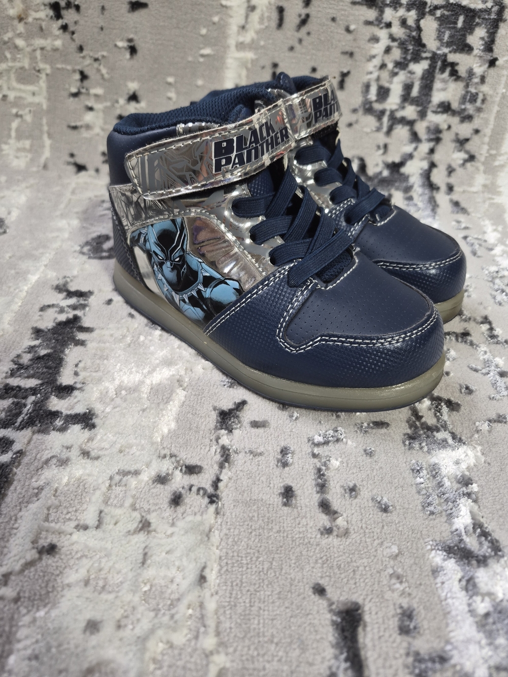 Marvel Black Panther Motion Lights Hi Top Navy Blue Sneakers Kids Size 10